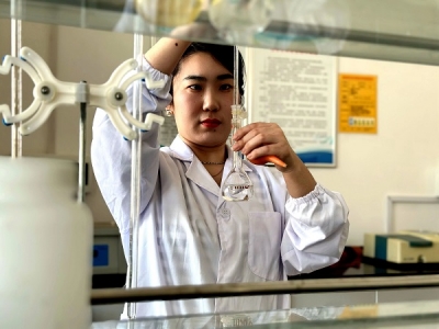 �|(zh��)�zӋ������Ф�ڣ���΢�⸰���Ρ��ǳ������