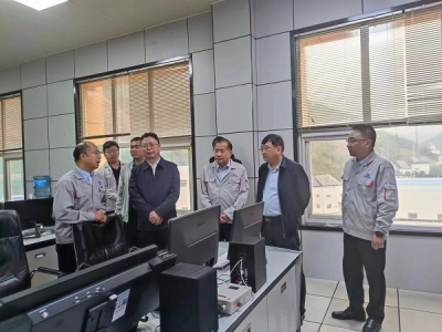 �����ɫ���ټ��F(tu��n)�hί��ӛ�������L��ȺӢһ�е���˾�{(di��o)�Йz��