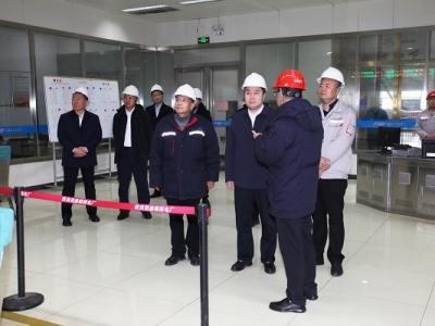 �����ɫ���ټ��F�hί����ӛ�����¡�����(j��ng)��Ī��һ�е���˾�{(di��o)��