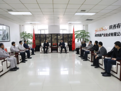 �ǵϕ�(hu��)Ҋ�F�(y��ng)�X�V�O(sh��)Ӌ(j��)�о�Ժ�hίί�T��������(j��ng)�턢�^��һ��